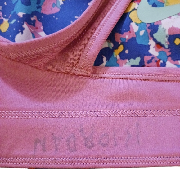 Nike reversible sports bra.  Size small. - Picture 7 of 7